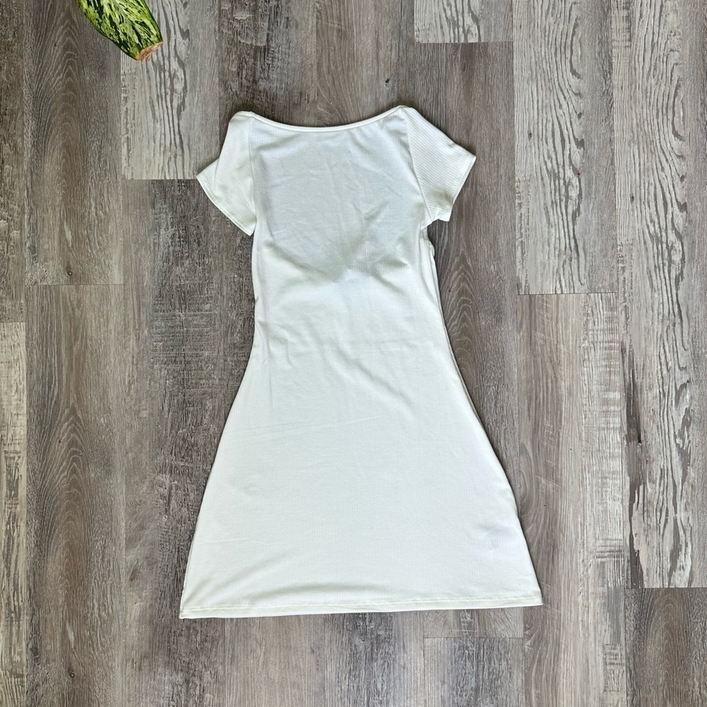 Urban Outfitters Nadia Fitted dress - Picture 2 of 4